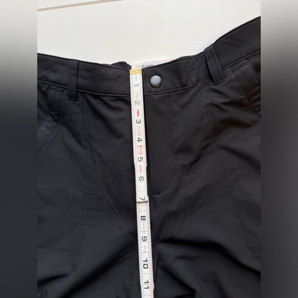 NWT Old Navy Cargo Go Dry Black regular length active pants size small - Picture 10 of 12